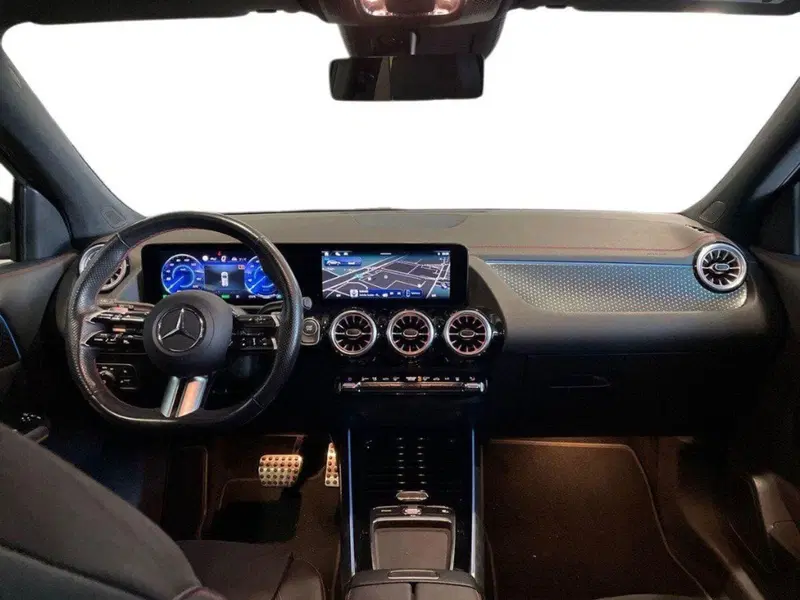 Mercedes-Benz EQA usata a Ancona (10)