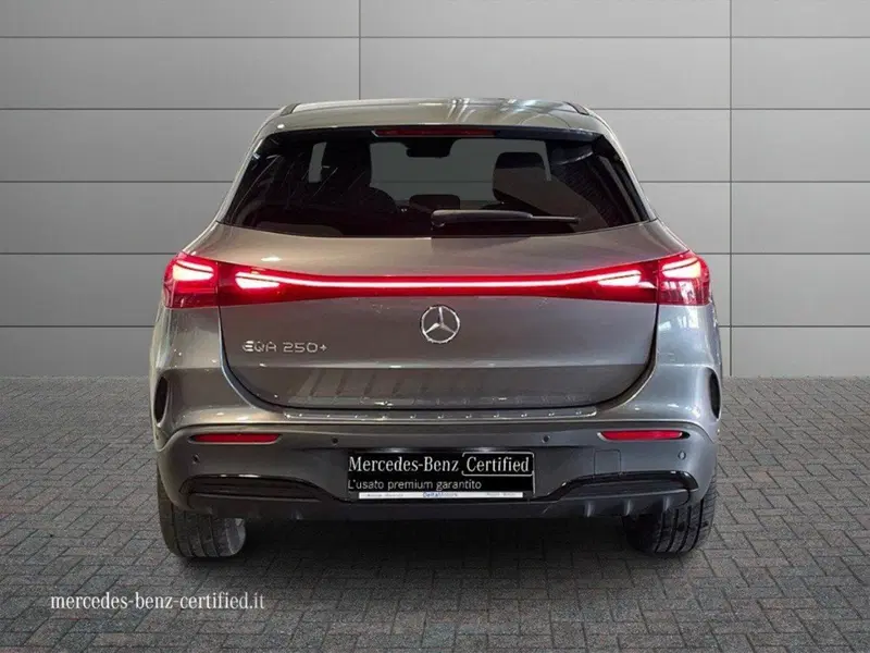 Mercedes-Benz EQA usata a Ancona (4)
