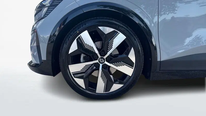 Renault Megane E-Tech Electric usata a Treviso (5)