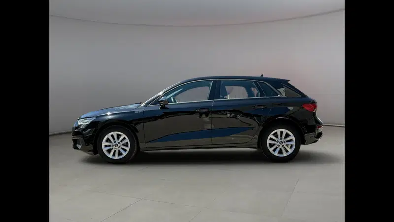 Audi A3 Sportback usata a Palermo (4)