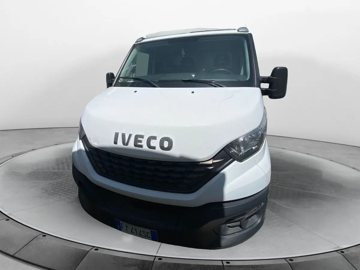 Iveco Daily Furgone usata a Salerno (2)