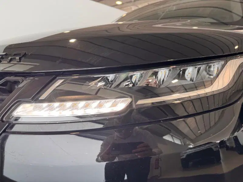 Land Rover Range Rover Evoque usata a Venezia (16)