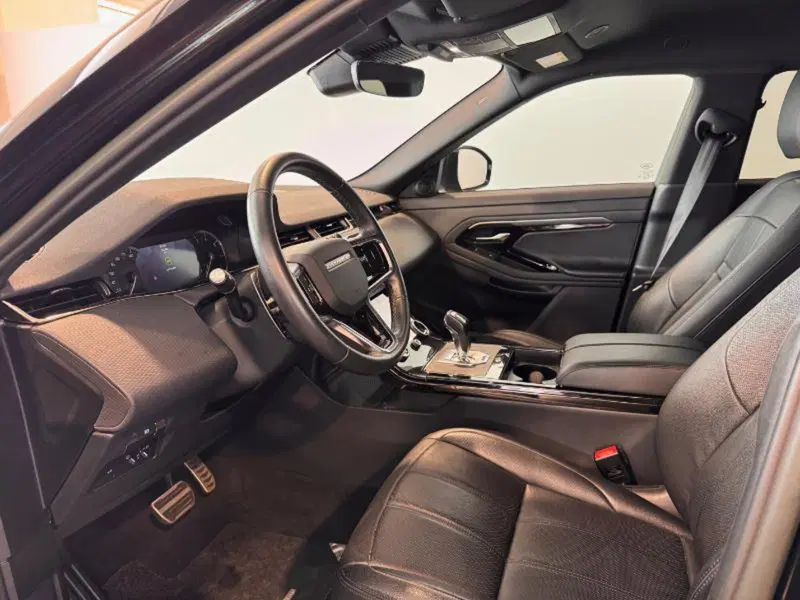 Land Rover Range Rover Evoque usata a Venezia (5)