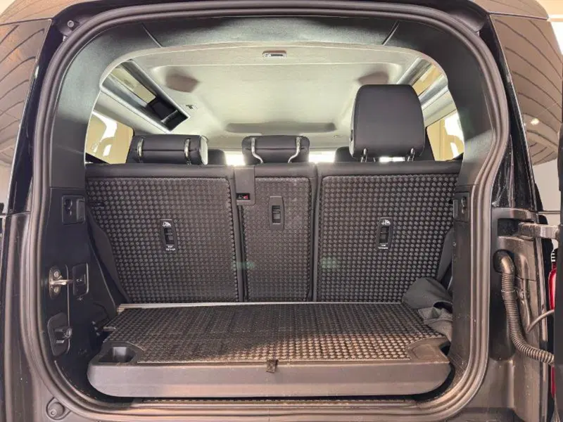 Land Rover Defender usata a Venezia (6)