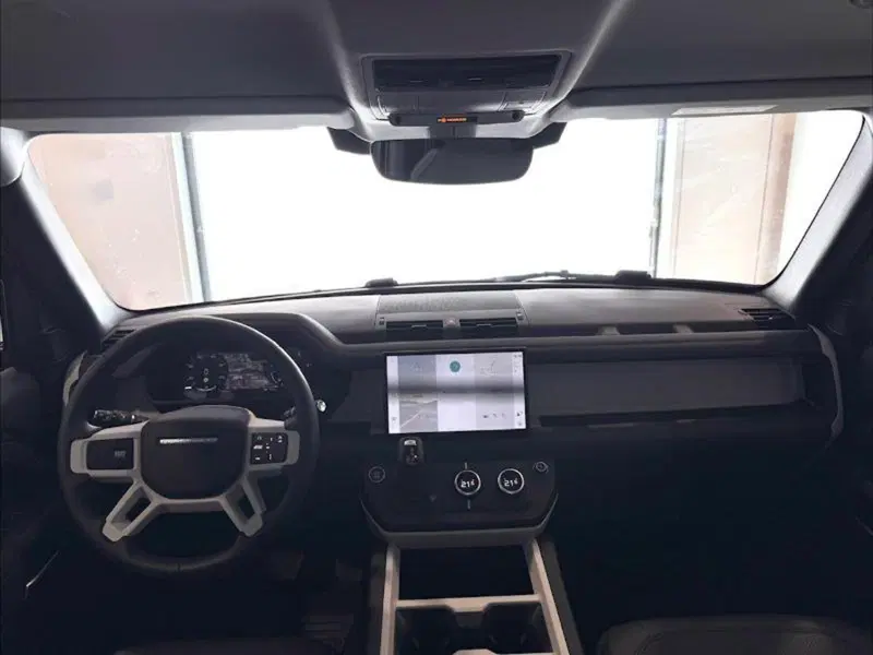 Land Rover Defender usata a Venezia (8)