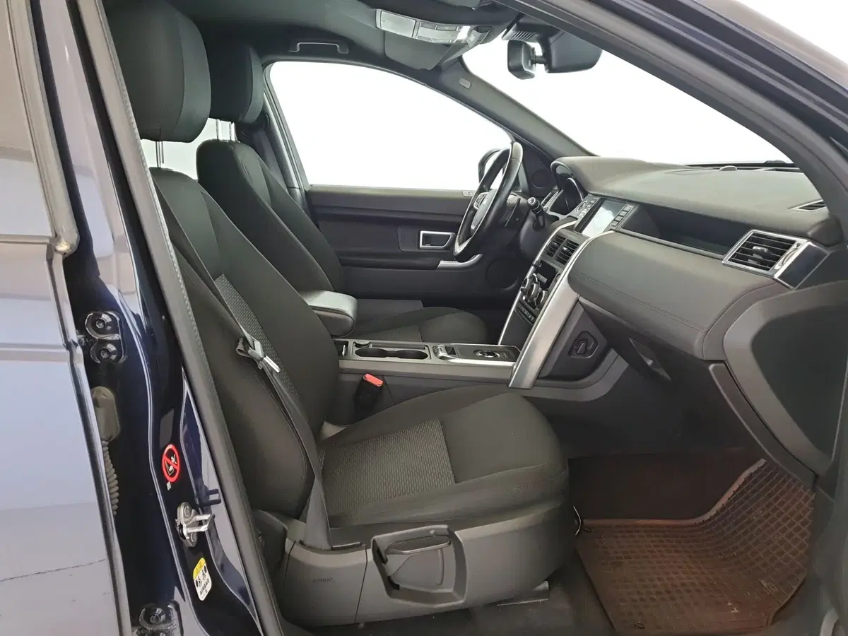 Land Rover Discovery Sport usata a Monza e Brianza (3)