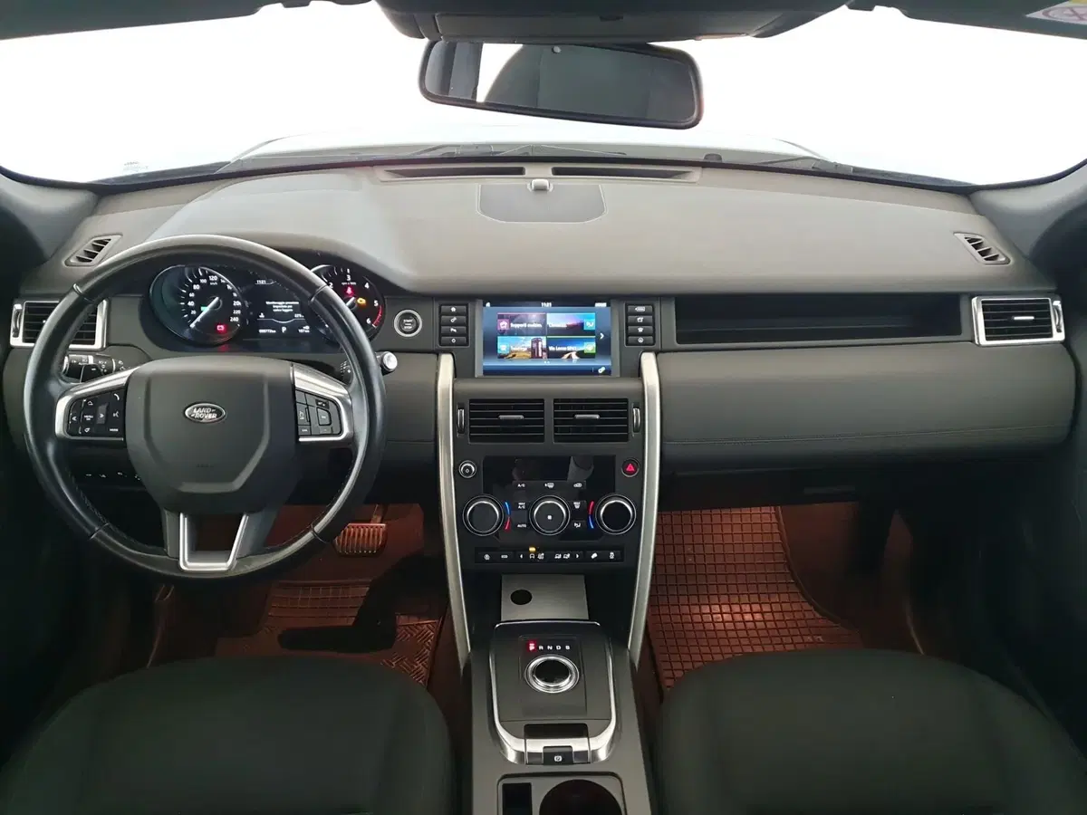 Land Rover Discovery Sport usata a Monza e Brianza (4)
