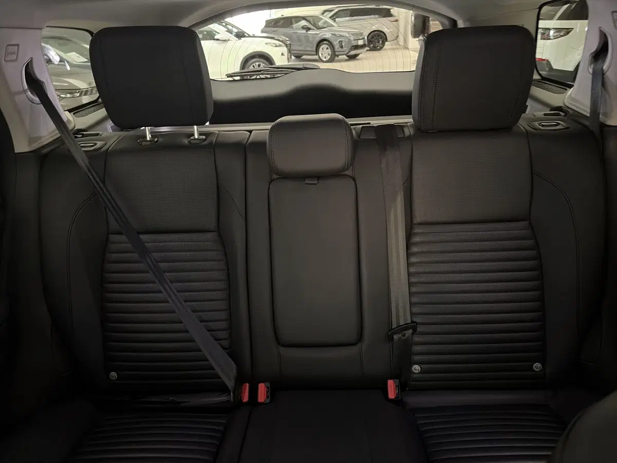 Land Rover Discovery Sport usata a Modena (12)