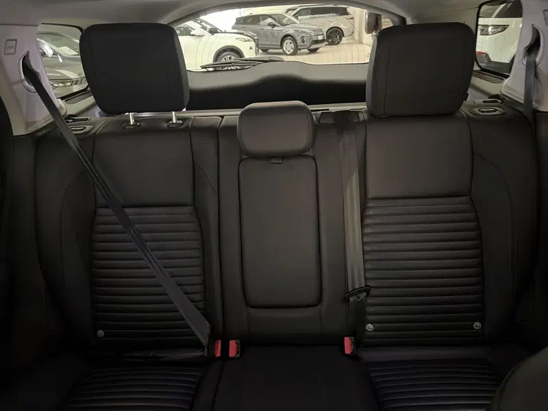 Land Rover Discovery Sport usata a Modena (12)