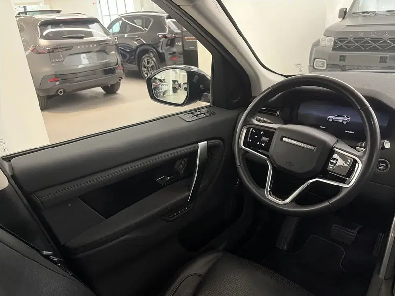Land Rover Discovery Sport usata a Modena (14)