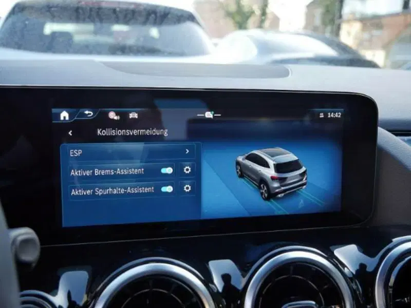 Mercedes-Benz GLA SUV usata a Milano (11)
