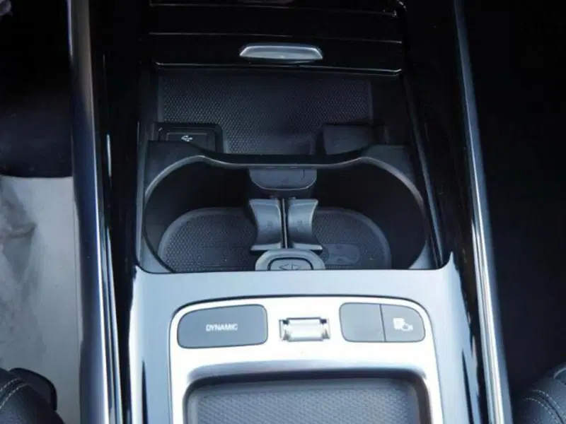 Mercedes-Benz GLA SUV usata a Milano (15)
