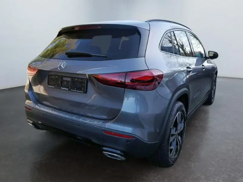 Mercedes-Benz GLA SUV usata a Milano (3)