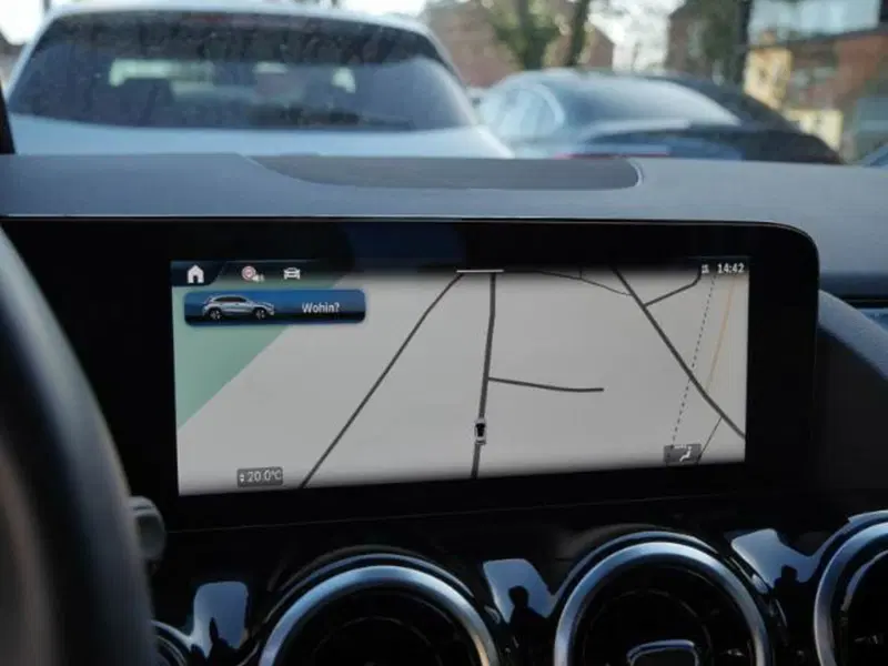 Mercedes-Benz GLA SUV usata a Milano (9)