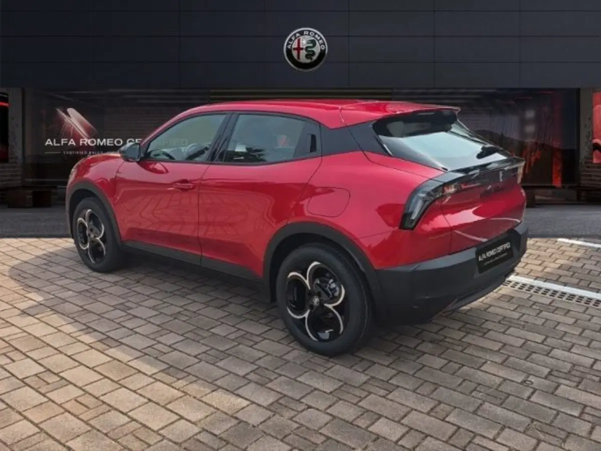 Alfa Romeo Junior nuova a Monza e Brianza (7)