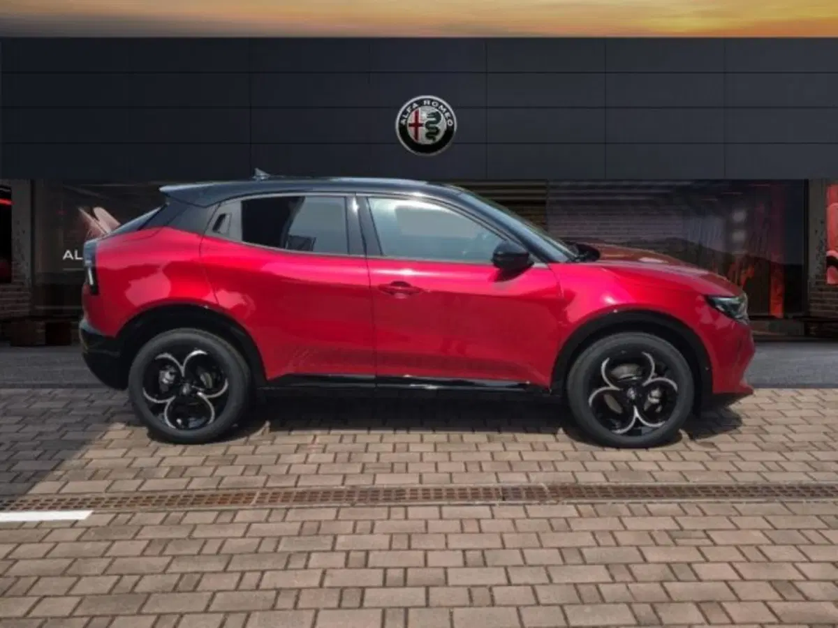 Alfa Romeo Junior nuova a Monza e Brianza (4)