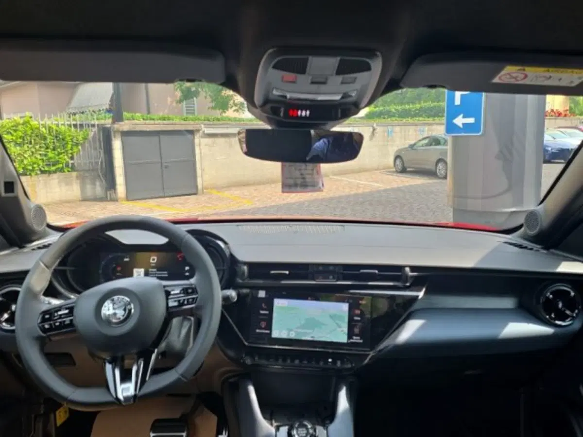 Alfa Romeo Junior nuova a Monza e Brianza (8)
