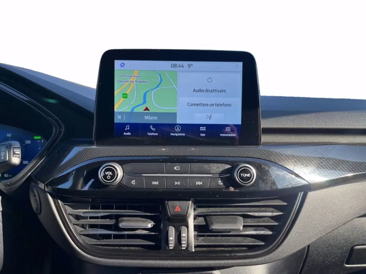 Ford Kuga usata a Milano (14)