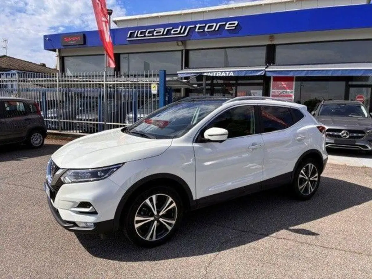 Nissan Qashqai usata a Milano