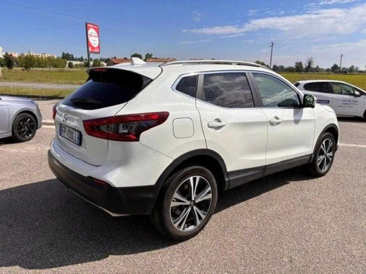 Nissan Qashqai usata a Milano (4)