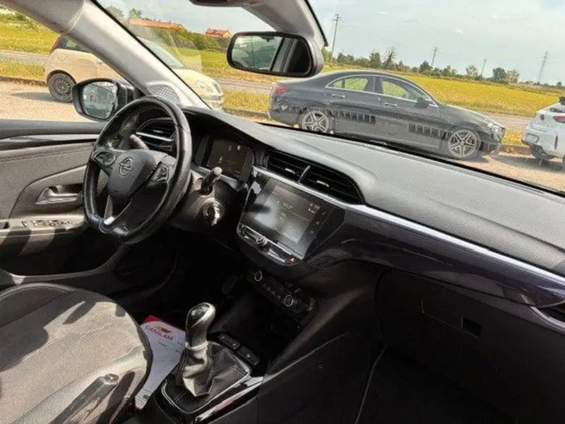Opel Corsa usata a Milano (11)