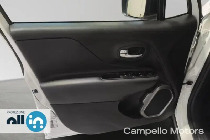 Jeep Renegade usata a Venezia (12)