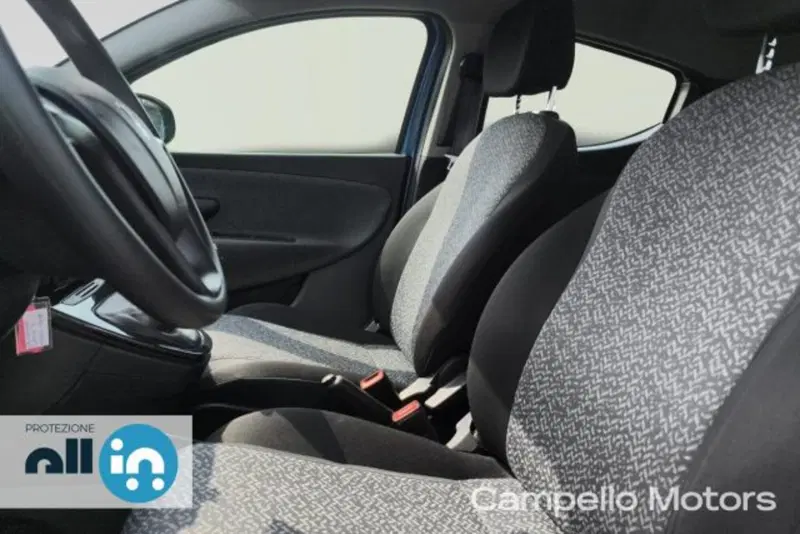 Lancia Ypsilon usata a Venezia (5)