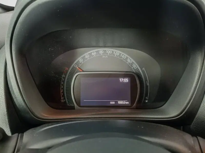 Toyota Aygo X usata a Teramo (12)