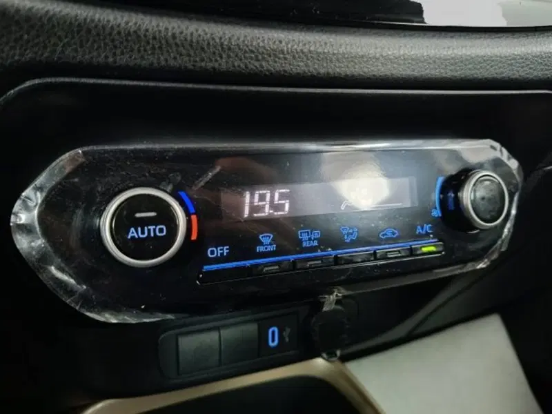 Toyota Aygo X usata a Teramo (15)