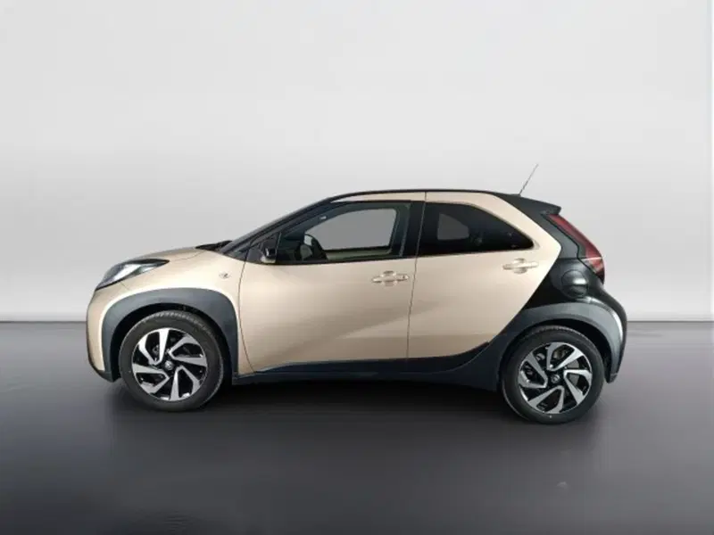Toyota Aygo X usata a Teramo (6)