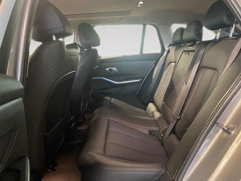 BMW Serie 3 Touring usata a Torino (8)