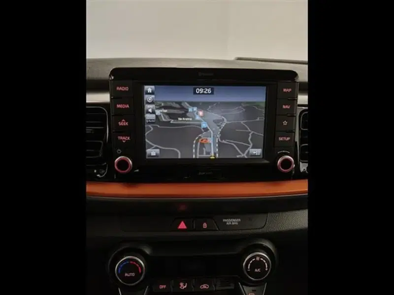 Kia Stonic usata a Siena (14)