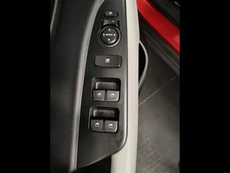Kia Stonic usata a Siena (6)
