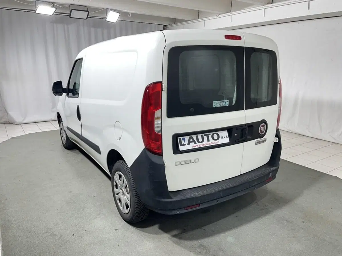 Fiat Doblò Furgone usata a Sondrio (3)
