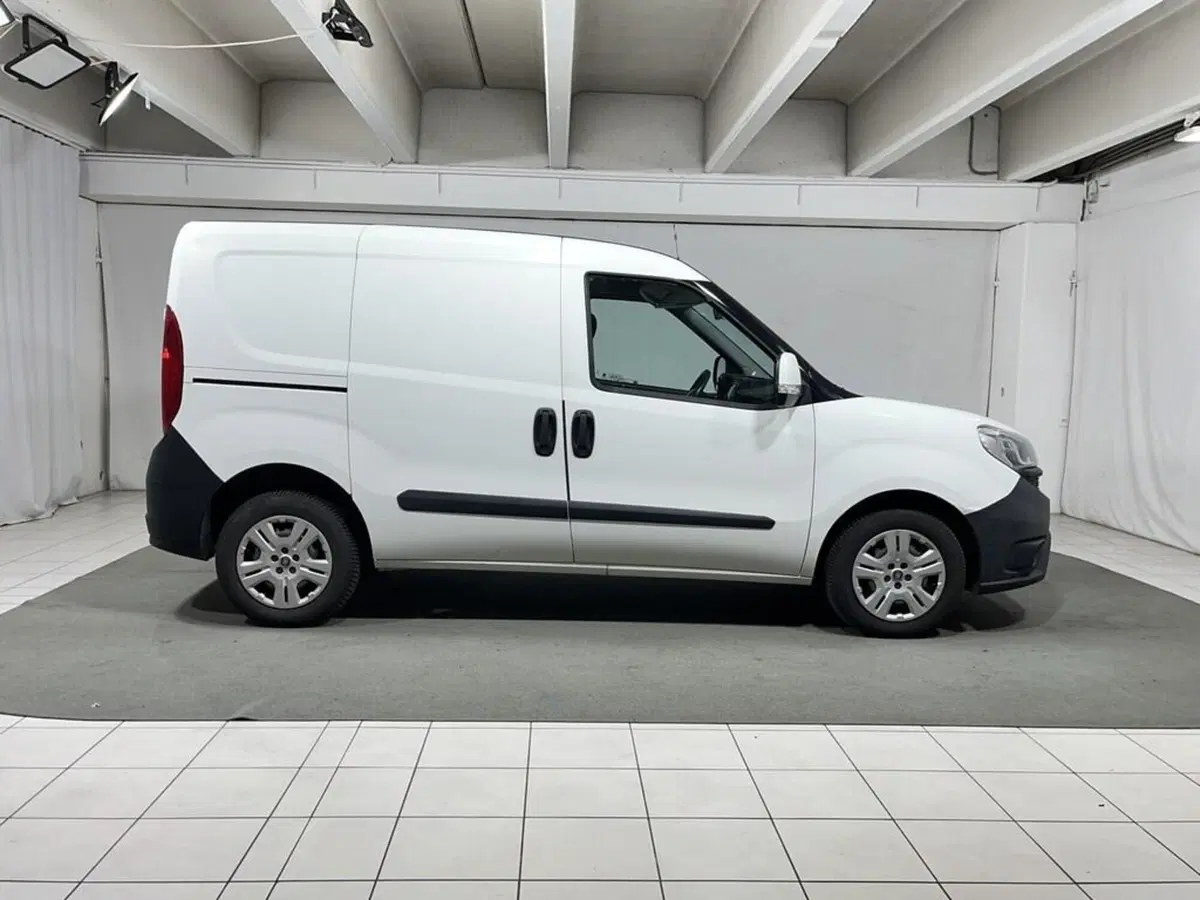 Fiat Doblò Furgone usata a Sondrio (5)