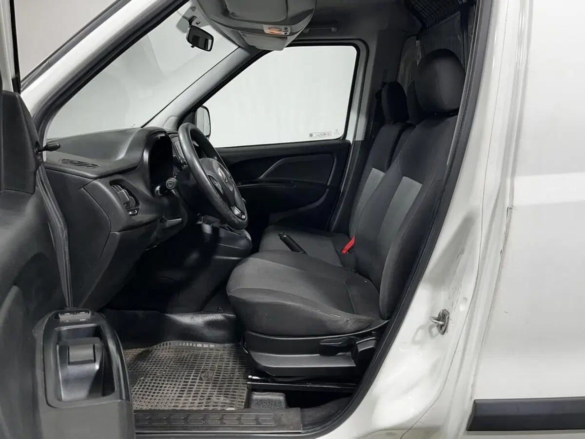 Fiat Doblò Furgone usata a Sondrio (9)