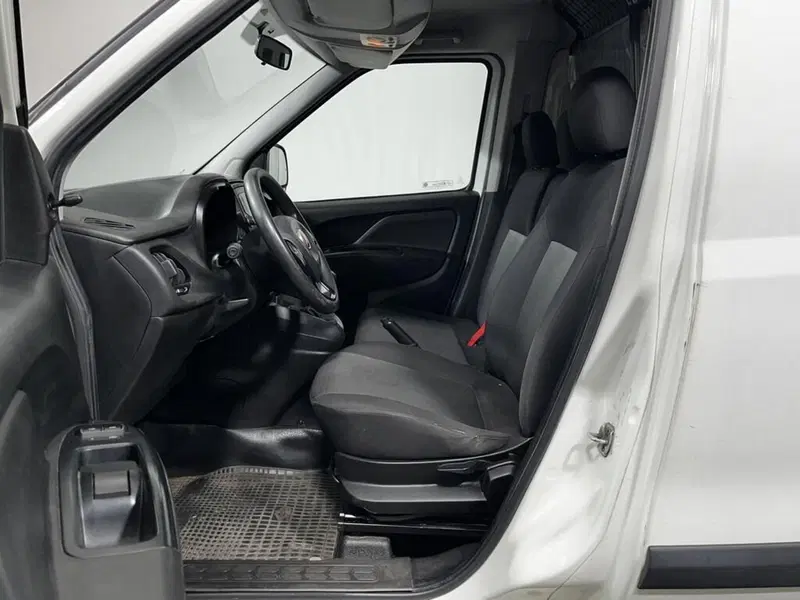Fiat Doblò Furgone usata a Sondrio (9)