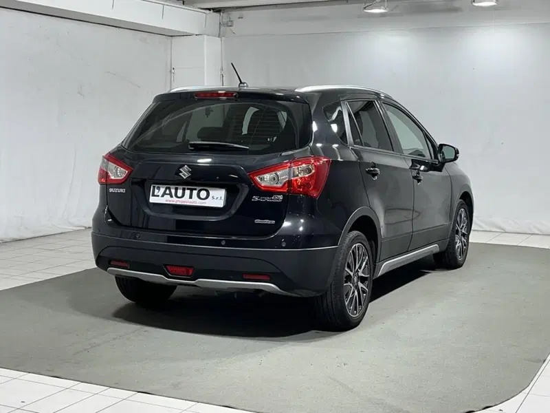 Suzuki S-Cross usata a Sondrio (5)