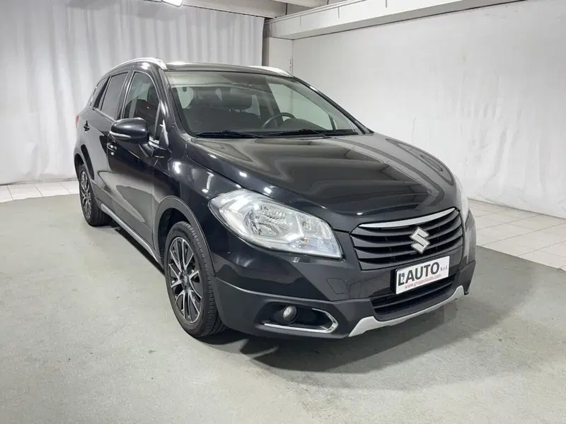 Suzuki S-Cross usata a Sondrio (7)