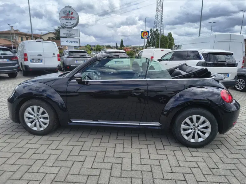 Volkswagen Maggiolino Cabrio usata a Firenze (6)