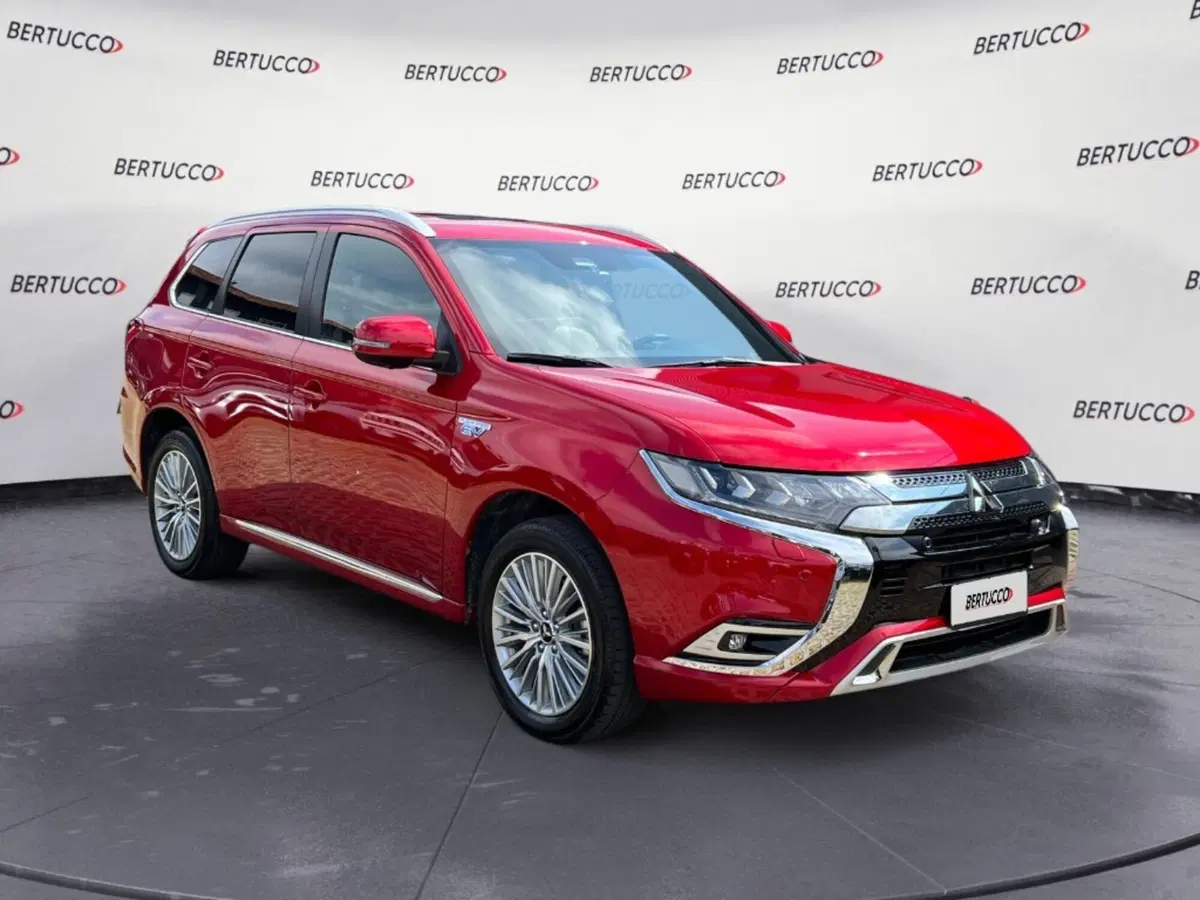 Mitsubishi Outlander usata a Verona