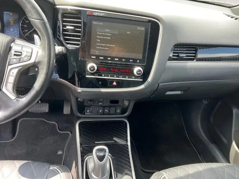Mitsubishi Outlander usata a Verona (15)