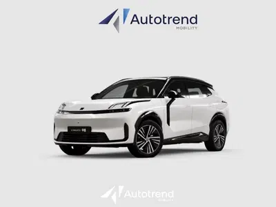 Lynk &amp; Co 08 08 1.5 phev Core auto nuova a Bari