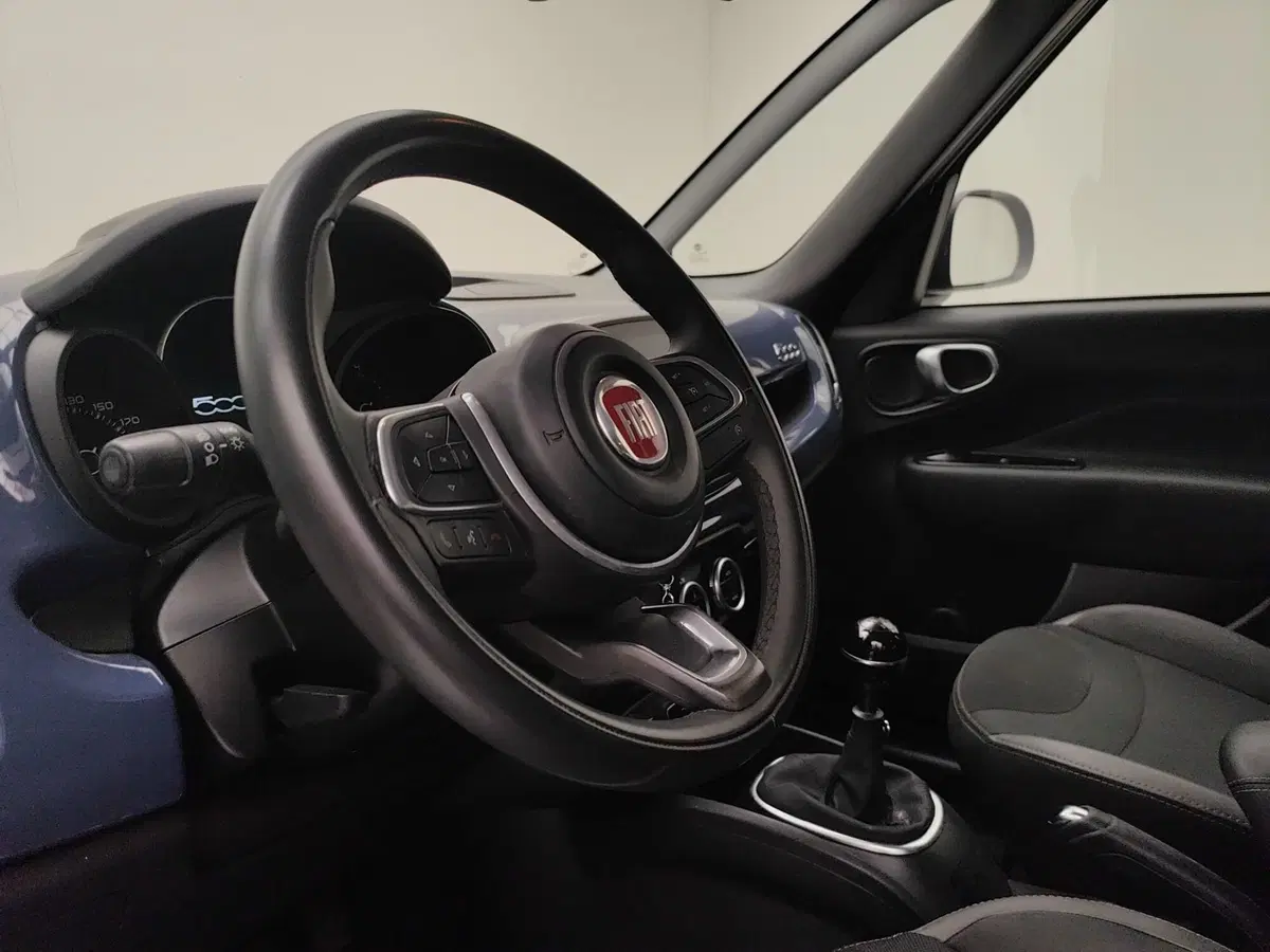 Fiat 500L usata a Como (9)