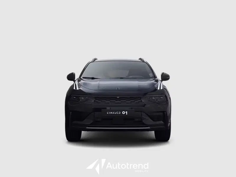 Lynk & Co 01 nuova a Bari (11)
