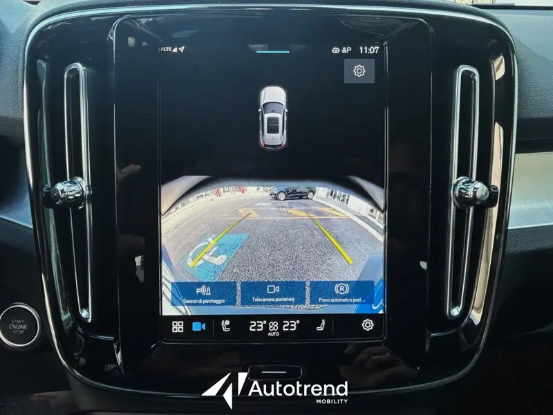 Volvo XC40 usata a Bari (15)