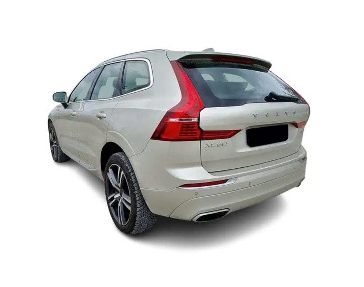 Volvo XC60 usata a Bari (4)