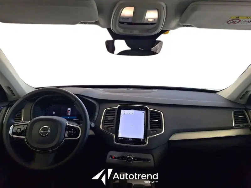 Volvo XC90 usata a Bari (8)