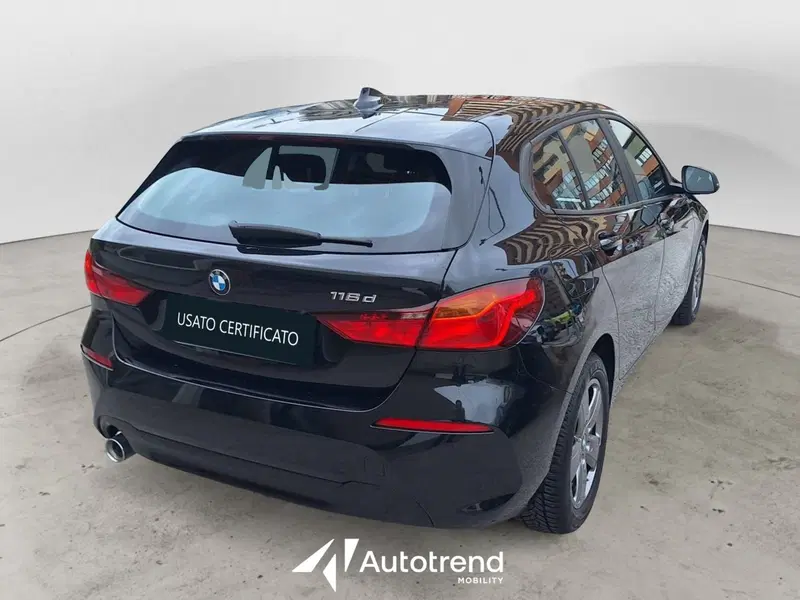BMW Serie 1 5p. usata a Bari (2)