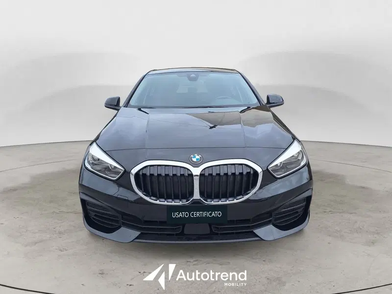 BMW Serie 1 5p. usata a Bari (3)